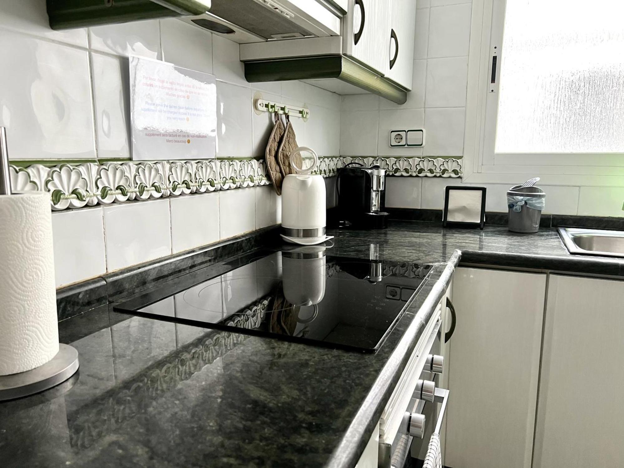 Moderno Y Acogedor Apartamento Para 6 Personas บาเลนเซีย ภายนอก รูปภาพ