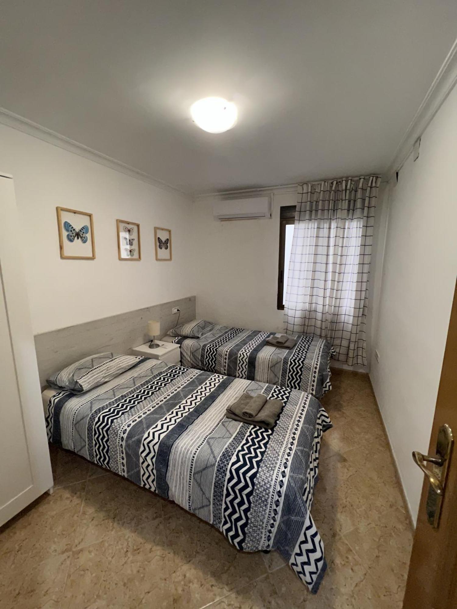 Moderno Y Acogedor Apartamento Para 6 Personas บาเลนเซีย ภายนอก รูปภาพ
