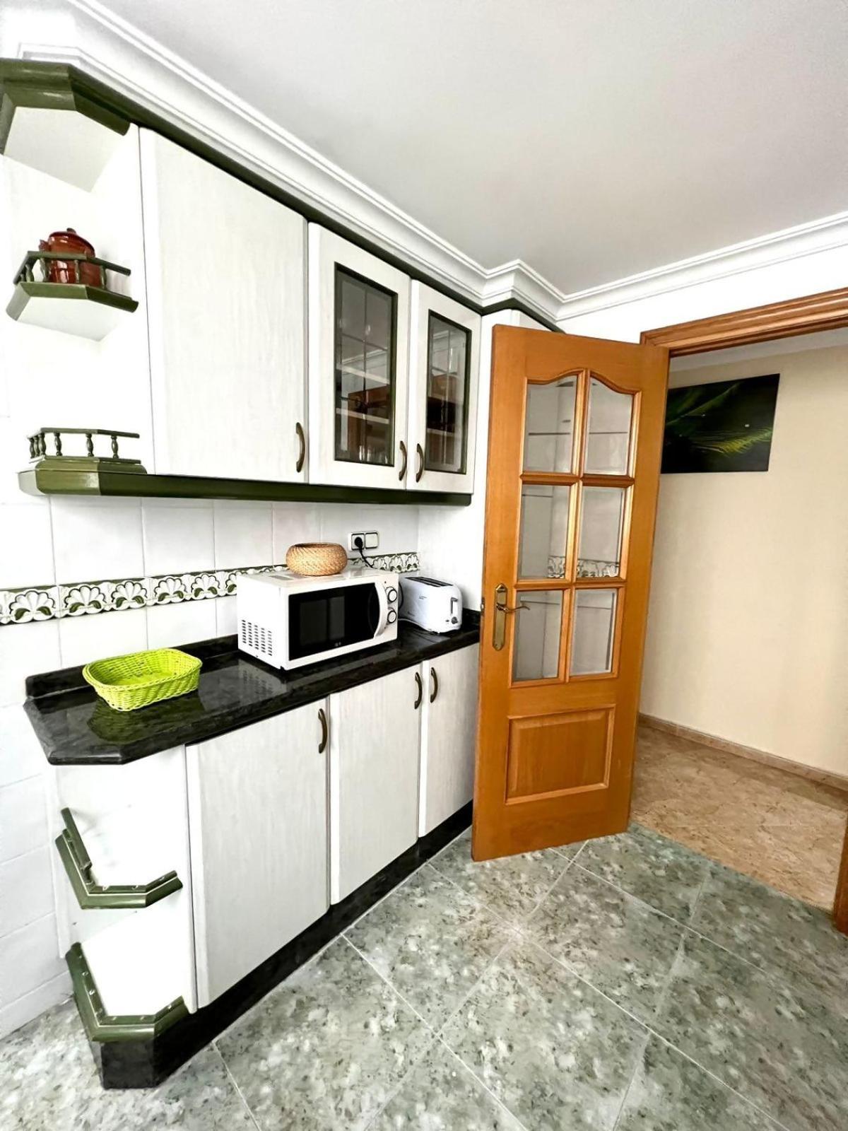 Moderno Y Acogedor Apartamento Para 6 Personas บาเลนเซีย ภายนอก รูปภาพ