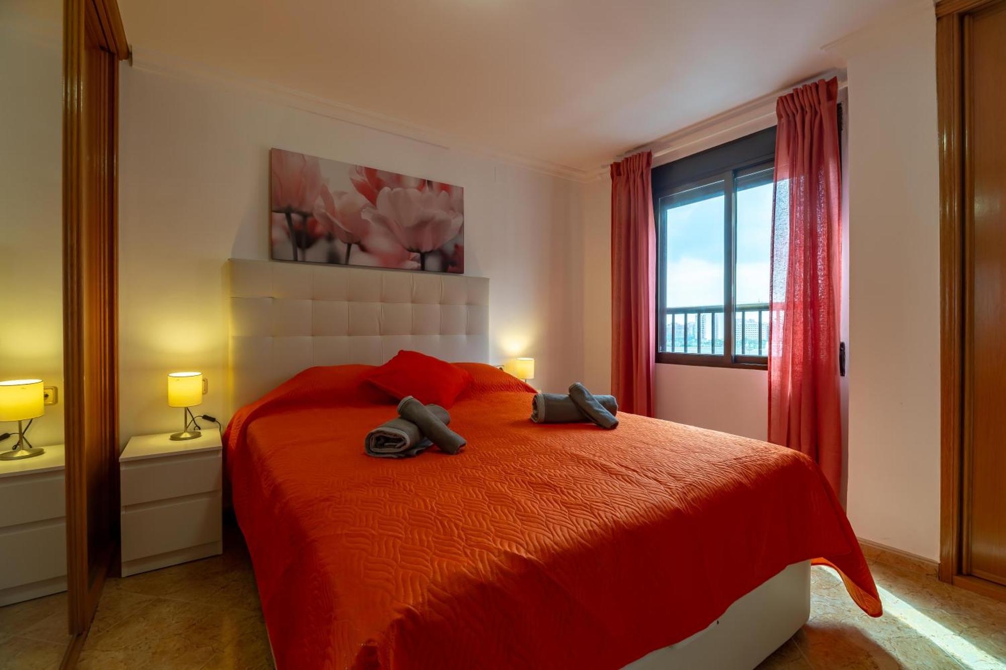 Moderno Y Acogedor Apartamento Para 6 Personas บาเลนเซีย ภายนอก รูปภาพ